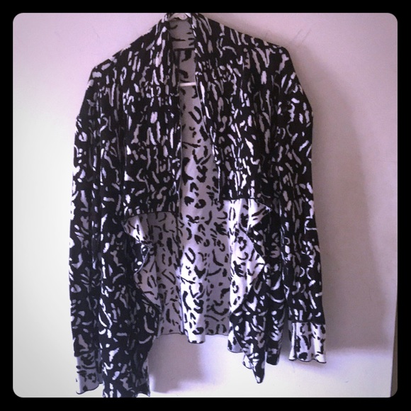 Sweater - Picture 1 of 2